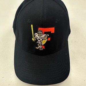 Vintage Cal State Fullerton Tittan Graphic Blue Fitted Baseball Cap Hat Size M